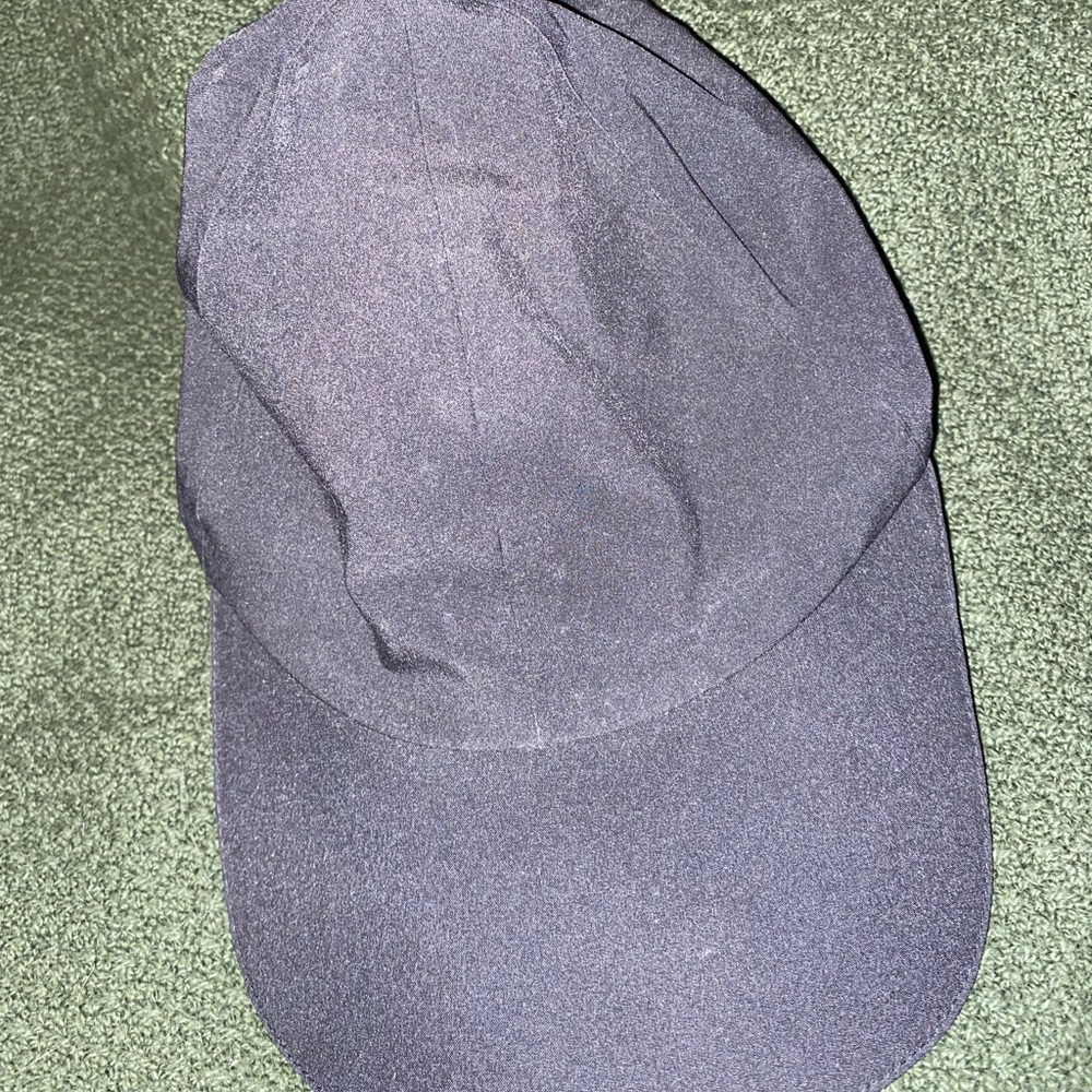 Runner hat lululemon one size